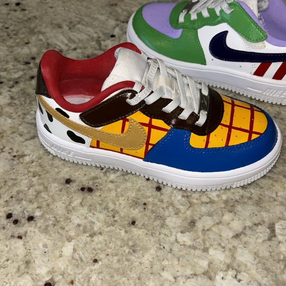 Nike Air Force 1 - Picture 6 of 8
